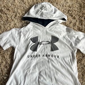 Under Armour tee